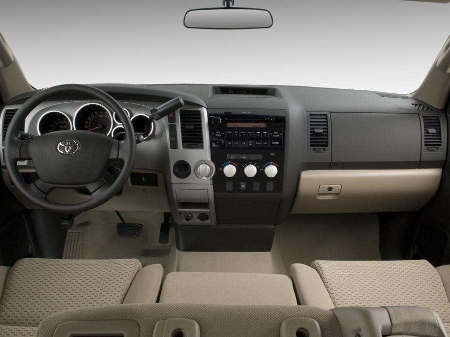 Toyota Tundra Regular Cab 2007 года  (фото 8 из 16)